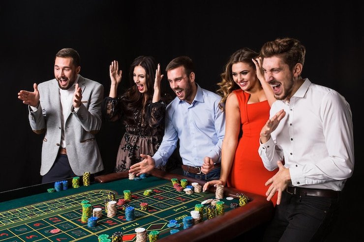 Antarmuka aplikasi mobile angkasa 338 menampilkan menu dealer langsung, sportsbook, dan slot